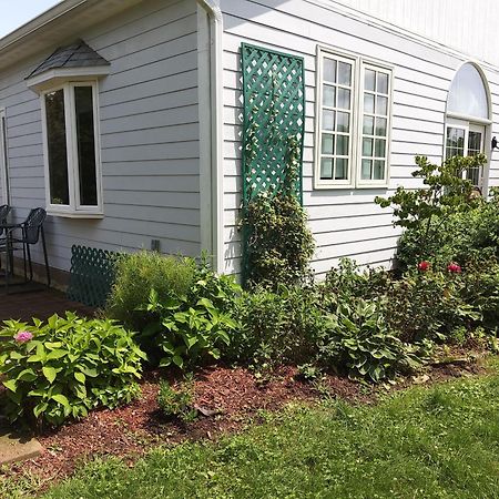 Inntiquity, A Country Inn Logansport Esterno foto