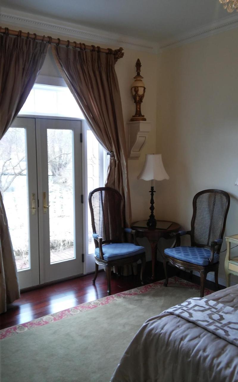 Inntiquity, A Country Inn Logansport Esterno foto