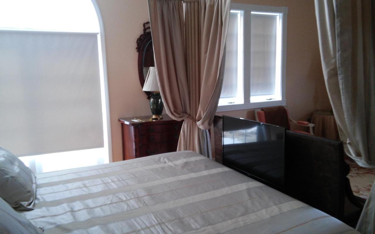 Inntiquity, A Country Inn Logansport Esterno foto